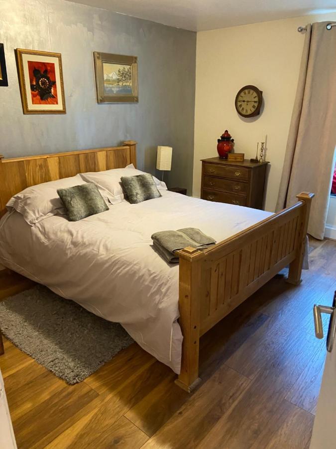 Great Rooms In An Uber Cool Flat! London Bridge Esterno foto